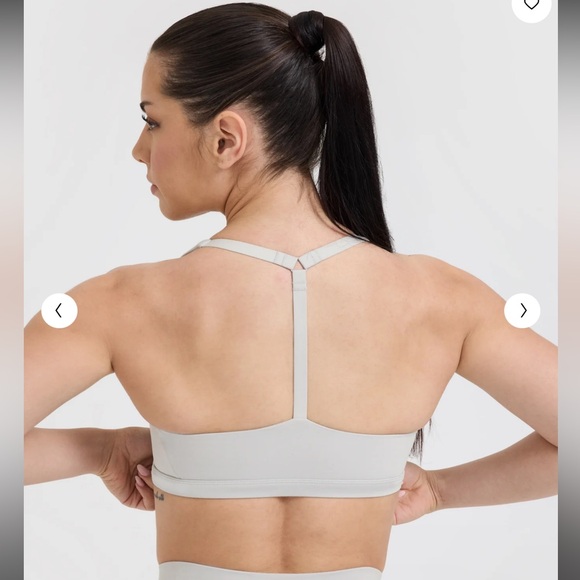 ONER ACTIVE • TIMELESS SQUARE NECK SPORTS BRA
• LIGHT GREY • LARGE - Picture 6 of 9
